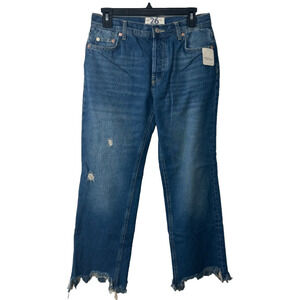 NEW We the Free People Maggie Mid-Rise Straight Jeans 26 Chewed Hem Button D43